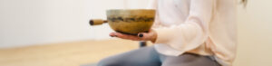 Mehr über den Artikel erfahren Early Bird  Klangschalen Meditation – 17.05.2024